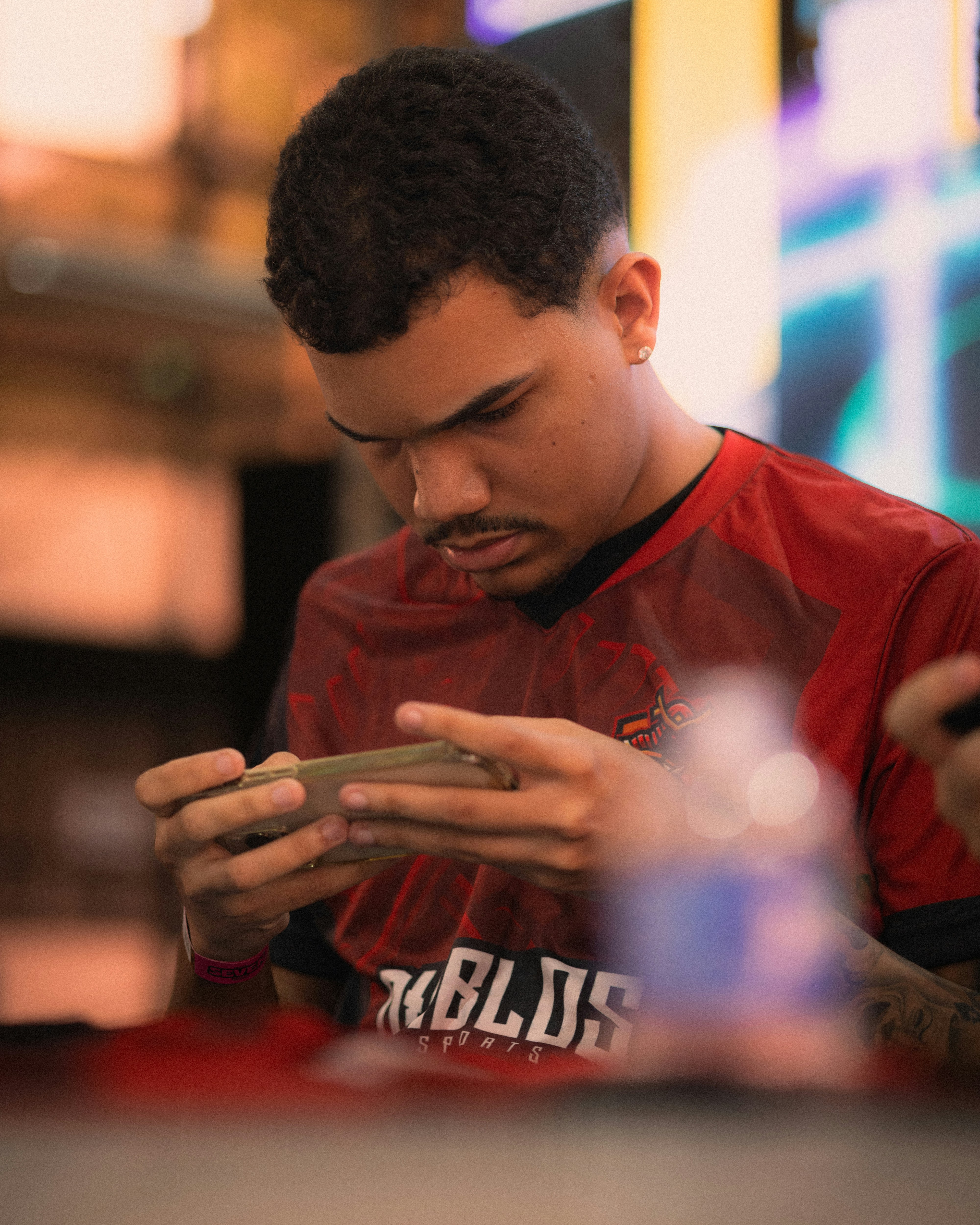 Bangladeshi cricket fan placing a live IPL bet on the NotOut mobile sportsbook
