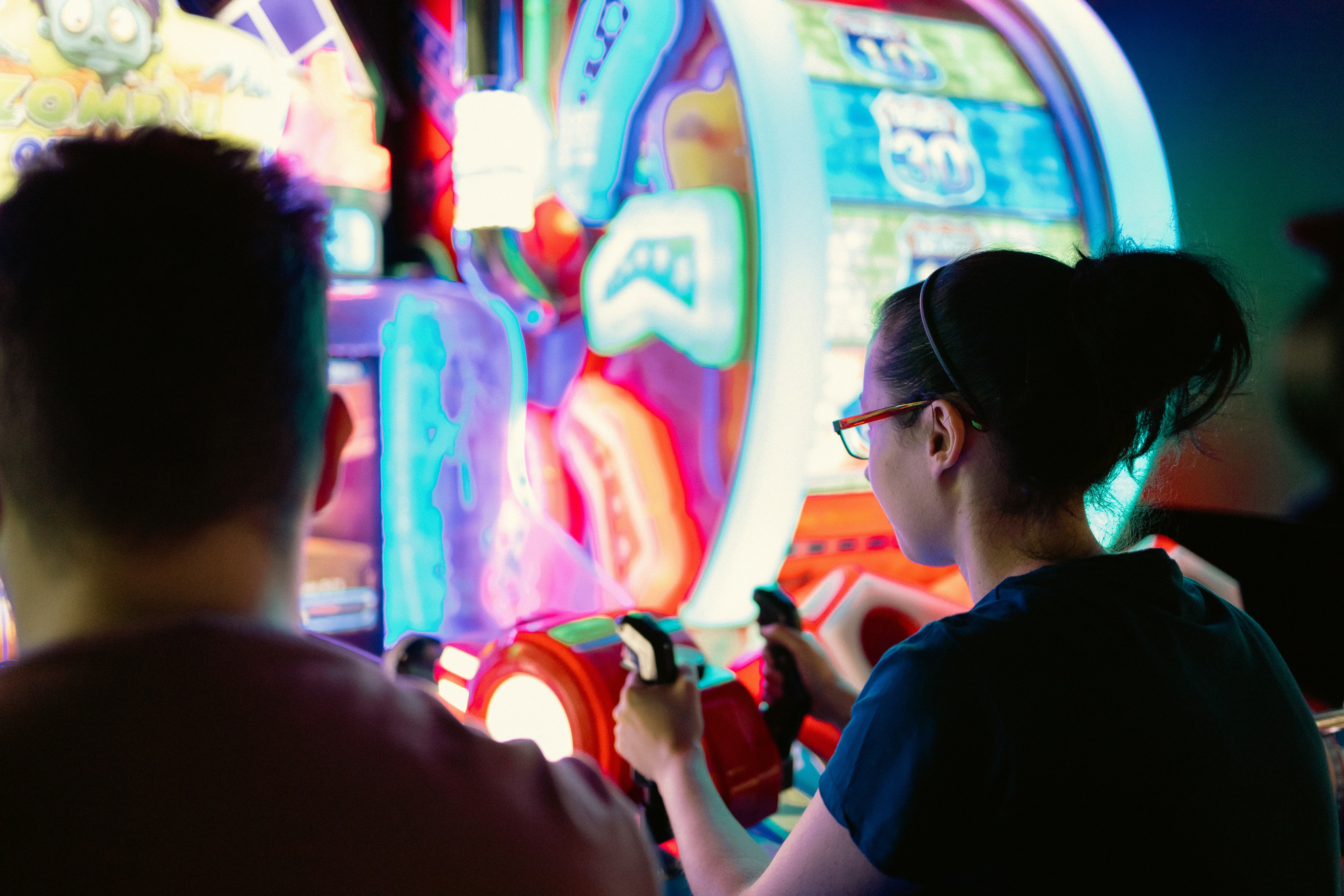 Two friends placing live IPL bets and playing live casino on NotOut Bangladesh sportsbook